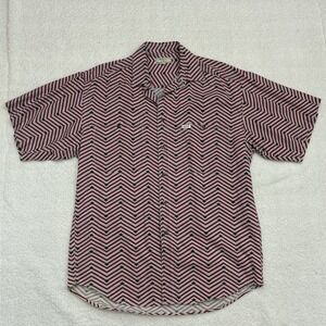 Vintage GUESS Jeans Button-Up Shirt – Chevron & Star Print, 100% Cotton